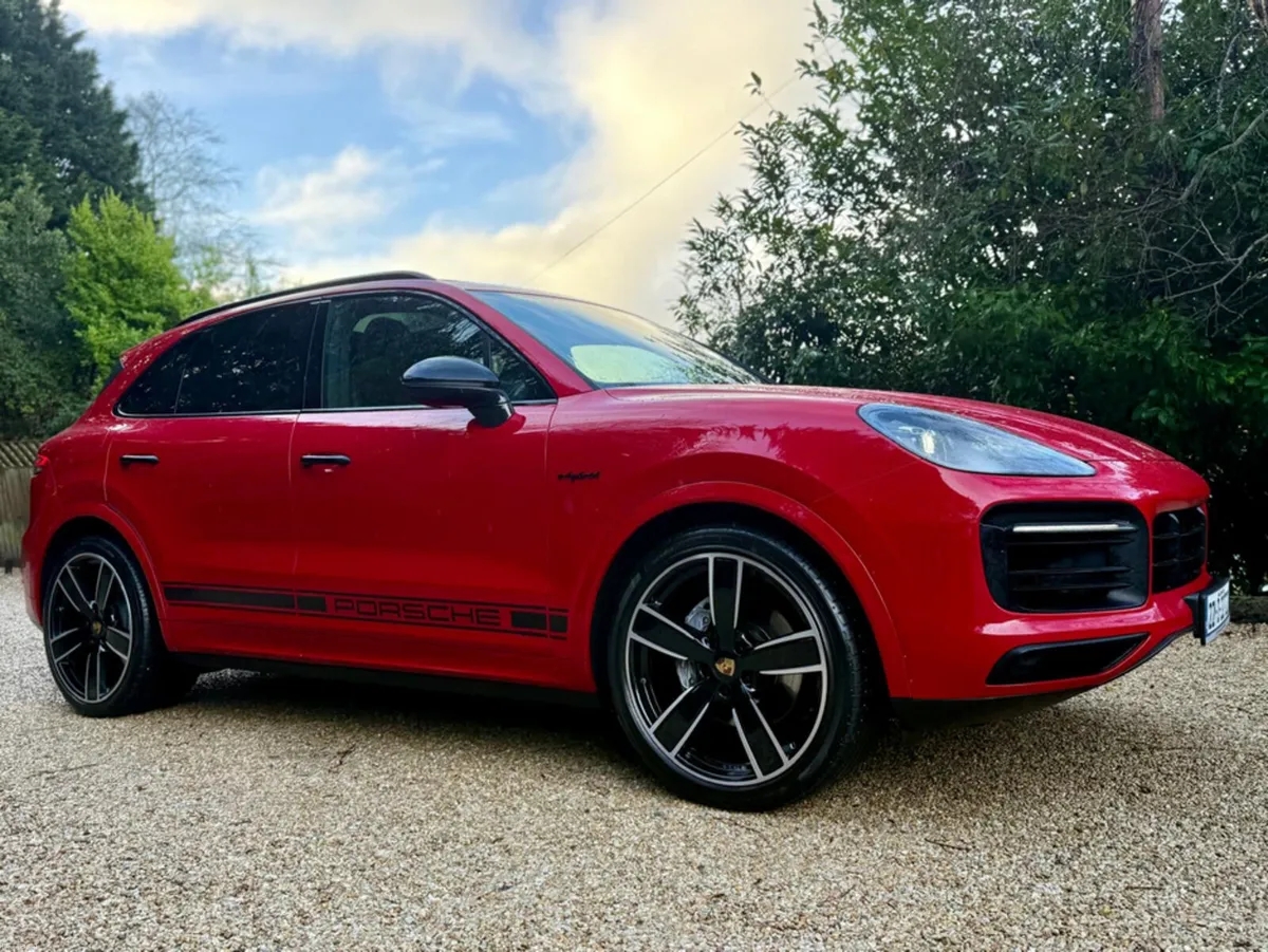 Porsche Cayenne 5 SEAT N1 E HYBRID - Image 2