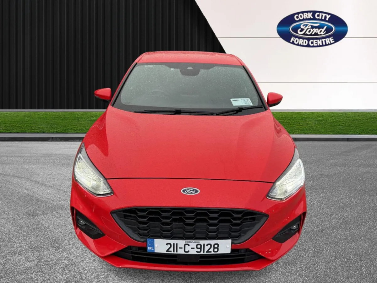 Ford Focus ST-LINE 5DR 1.5 D AUTOMATIC - Image 3