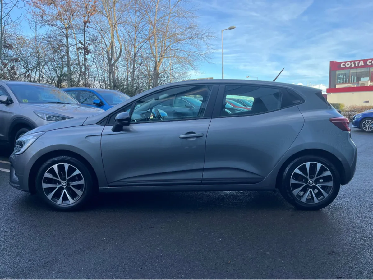Renault Clio 1.0 PETROL EQUILIBRE - Image 4