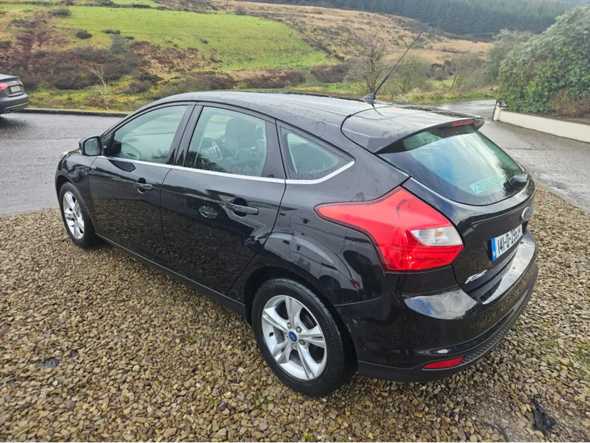 Ford Focus 1.6 TDCI ZETEC 113BHP 5DR - Image 4