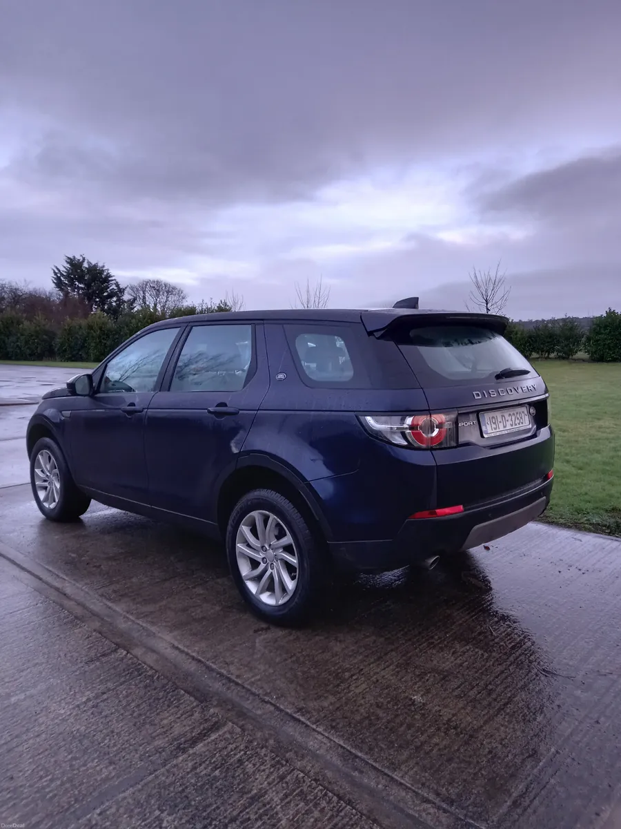 2019 Land Rover Discovery Sport 2L Diesel - Image 2