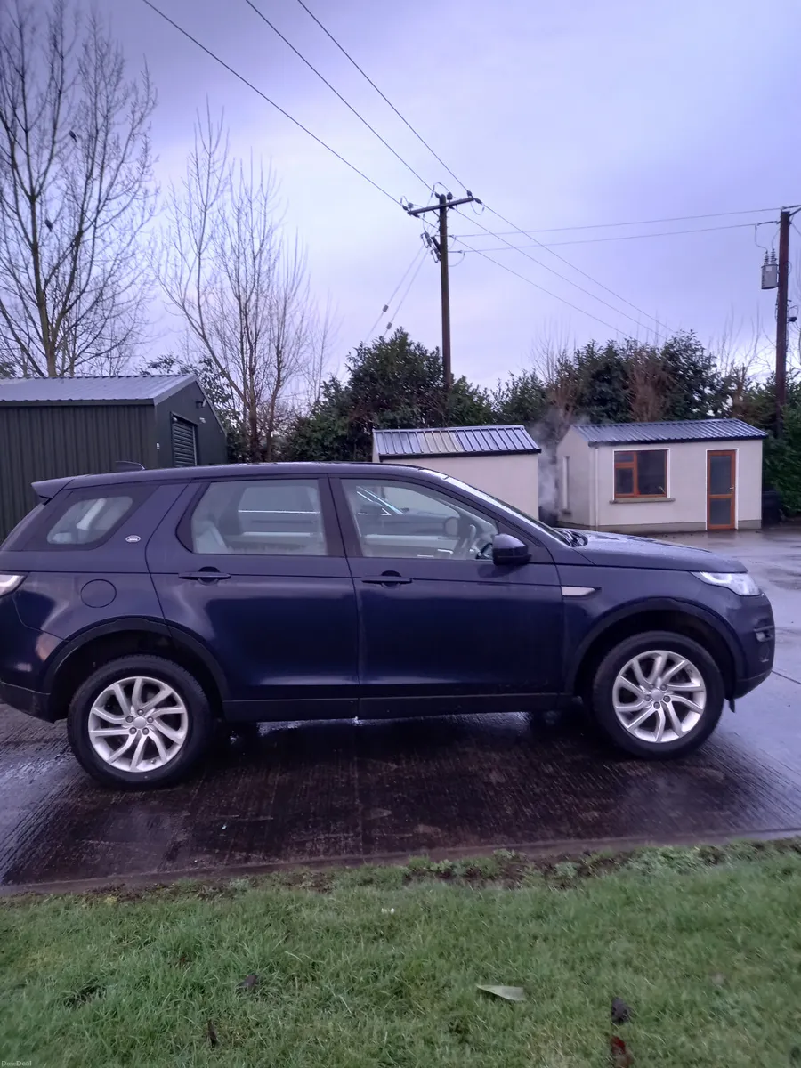 2019 Land Rover Discovery Sport 2L Diesel - Image 4