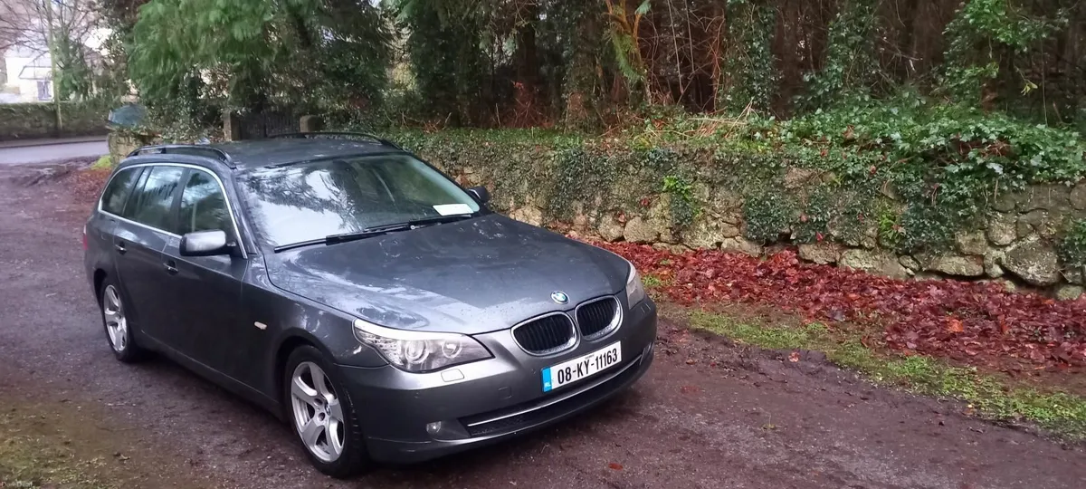 BMW 5-Series 2008 - Image 1