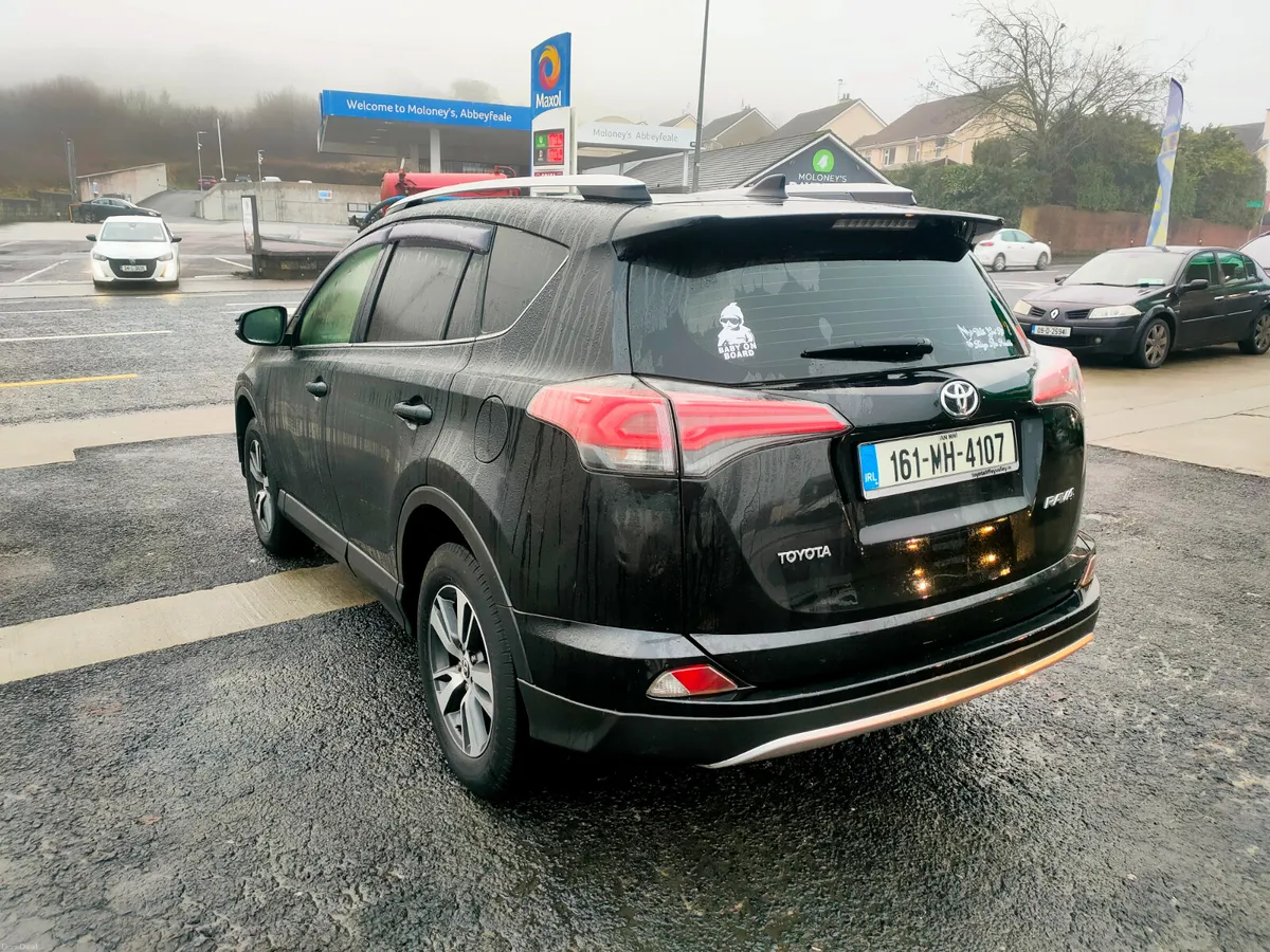 Toyota RAV4 2016 diesel - Image 6
