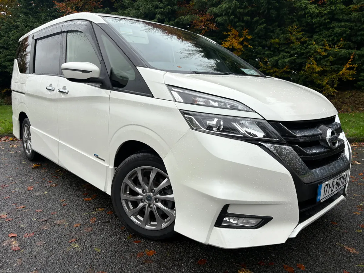 2017 Nissan Serena hybrid, “please read add” - Image 1