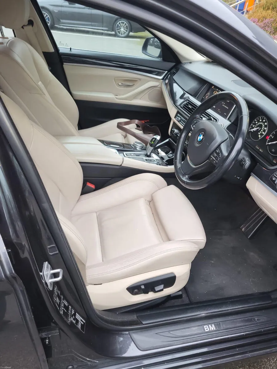 BMW 5-Series 2015 - Image 4