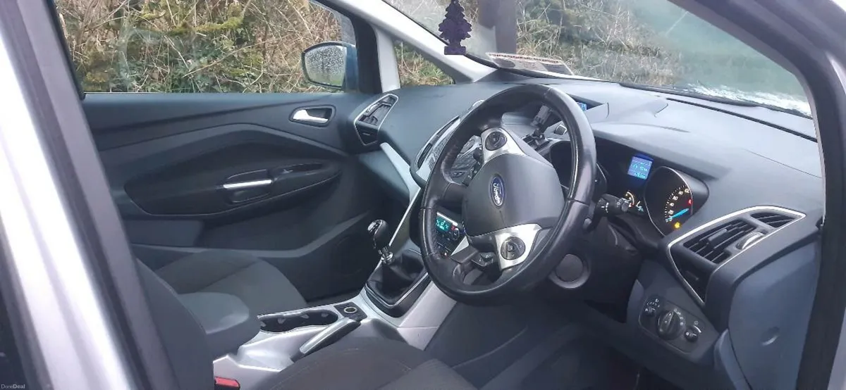 Ford grand Cmax - Image 4