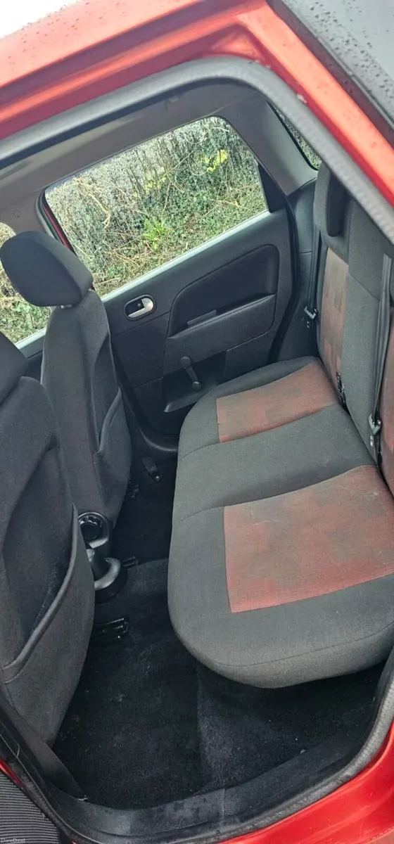 Ford Fiesta - Image 4