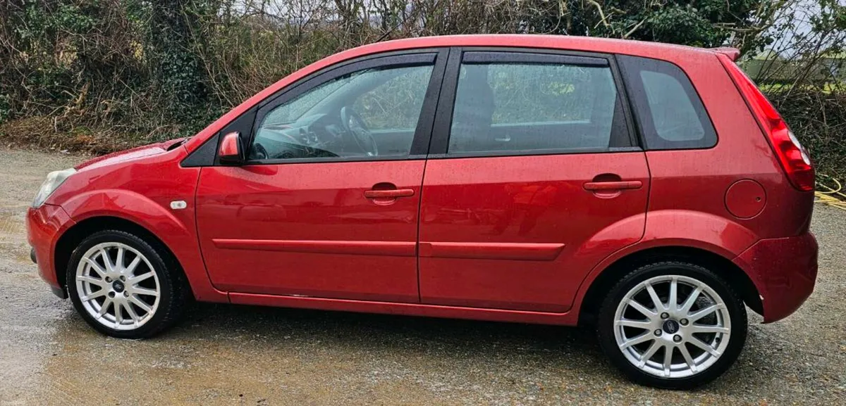 Ford Fiesta - Image 1