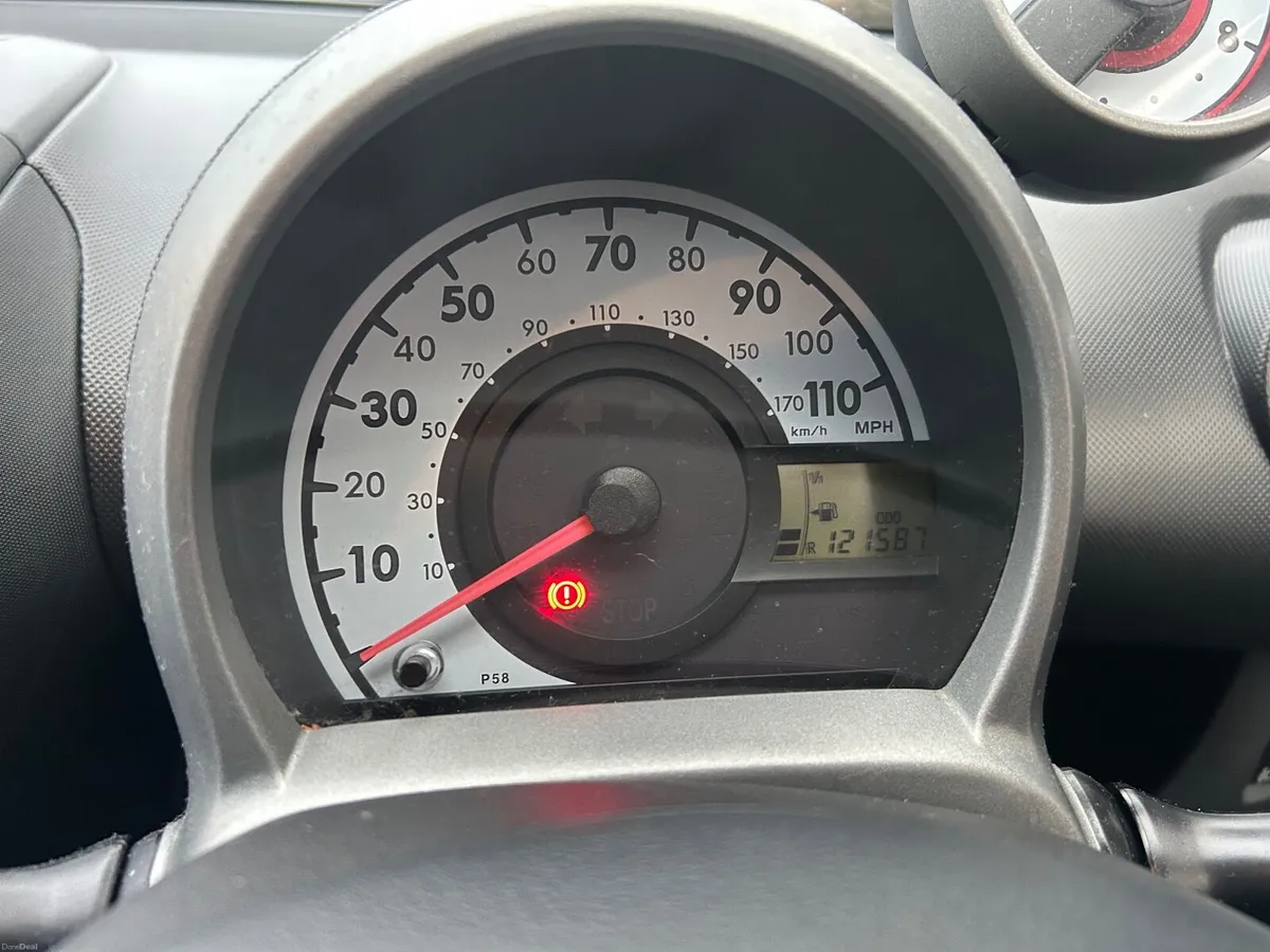 Toyota Aygo 2014 Manual 1.0 petrol - Image 2