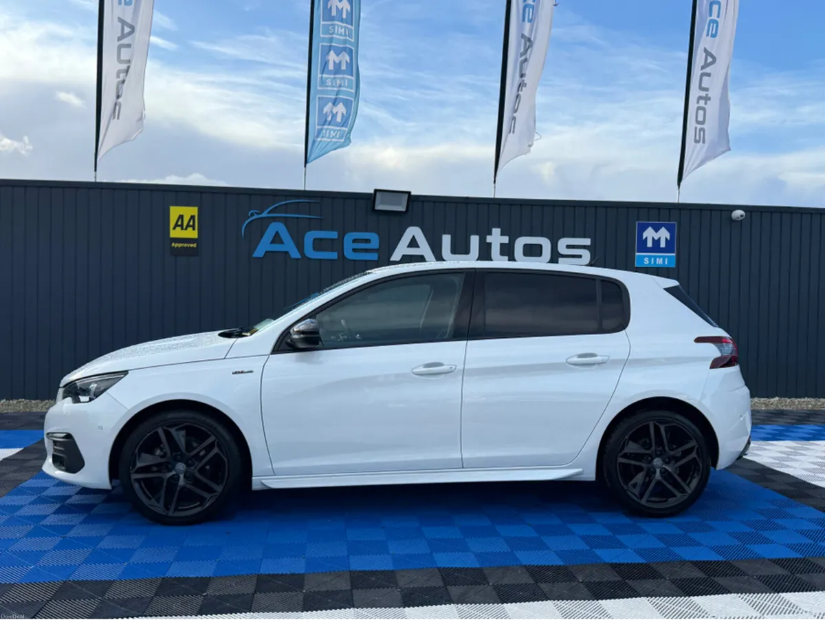 Peugeot 308 GT BLACK EDT - 1.5 DIESEL - AUTO - 12M - Image 3
