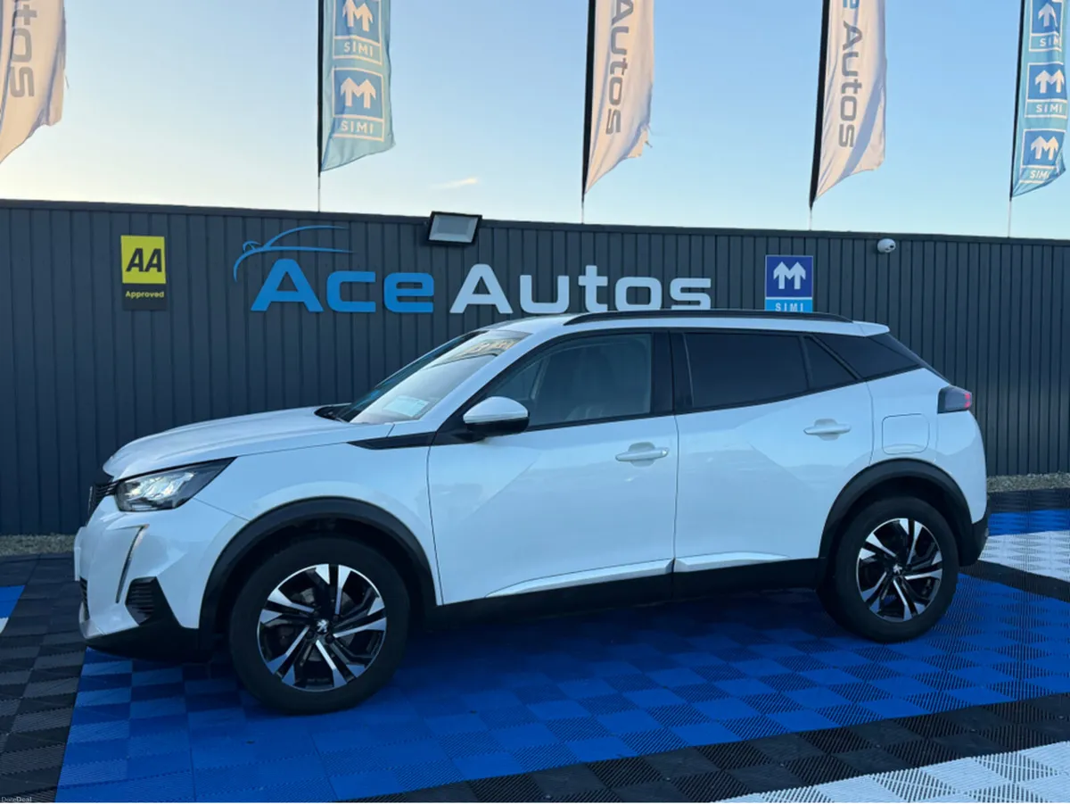 Peugeot 2008 ALLURE - 1.2 PETROL - AUTO - 12M WARR - Image 3