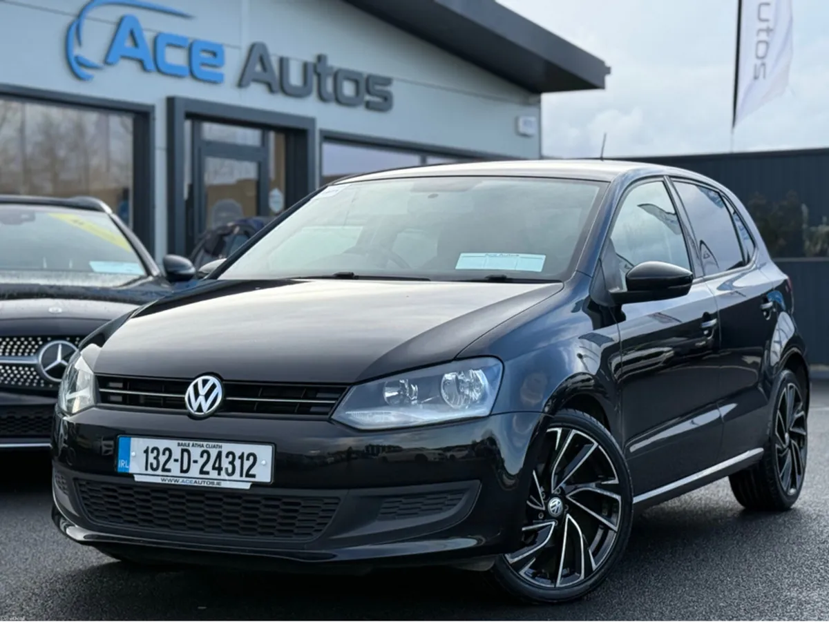 Volkswagen Polo HIGHLINE - 1.2 PETROL - AUTOMATIC - Image 1