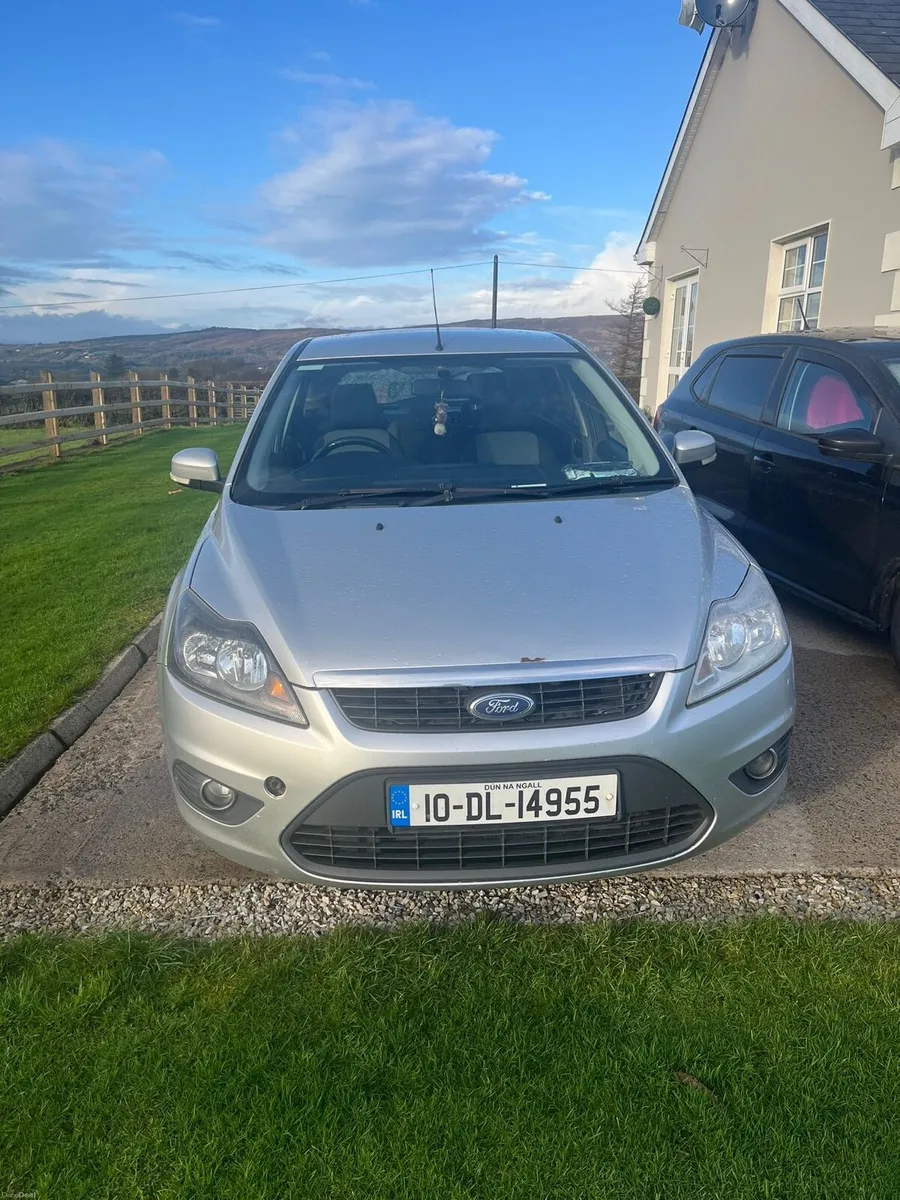 2010 ford focus - Image 3