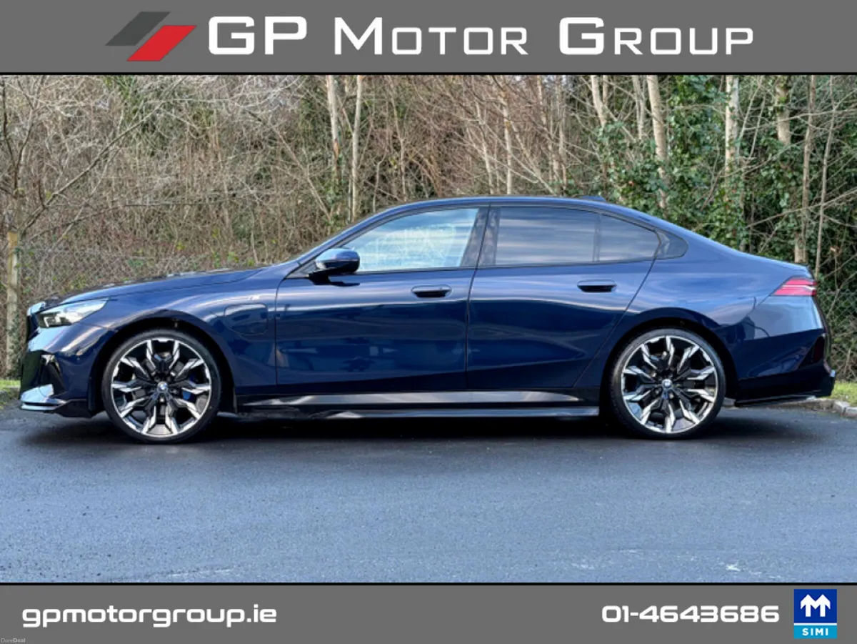 BMW 5-Series 530E 22.1 kWh M SPORT M PERFORMANCE A - Image 3