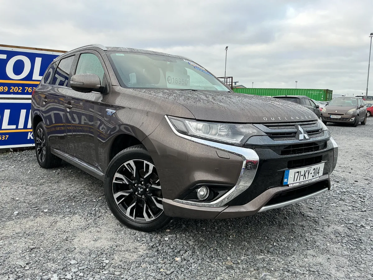 MITSUBISHI OUTLANDER PHEV 2.0 AUTO 4WD LOW MILEAGE - Image 1