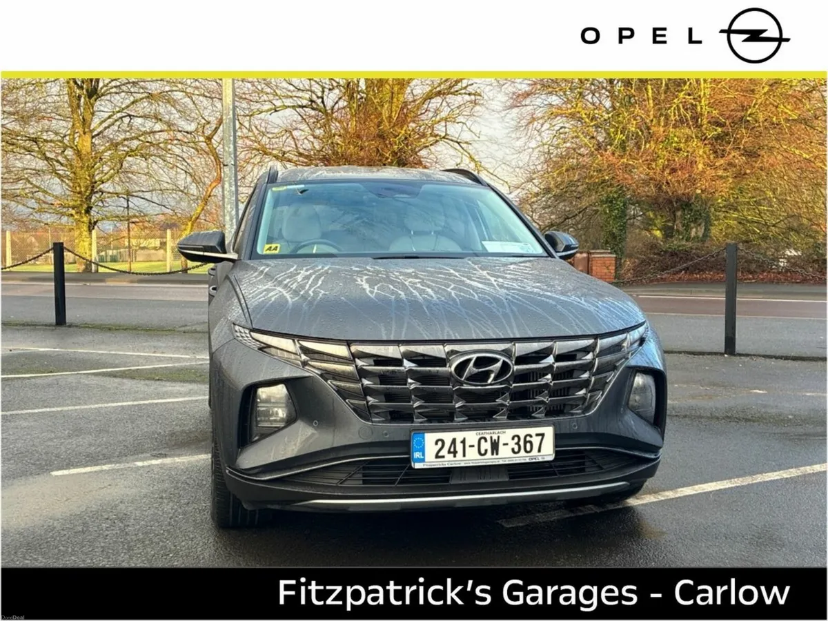 Hyundai Tucson 2WD Executive Plus - Image 2