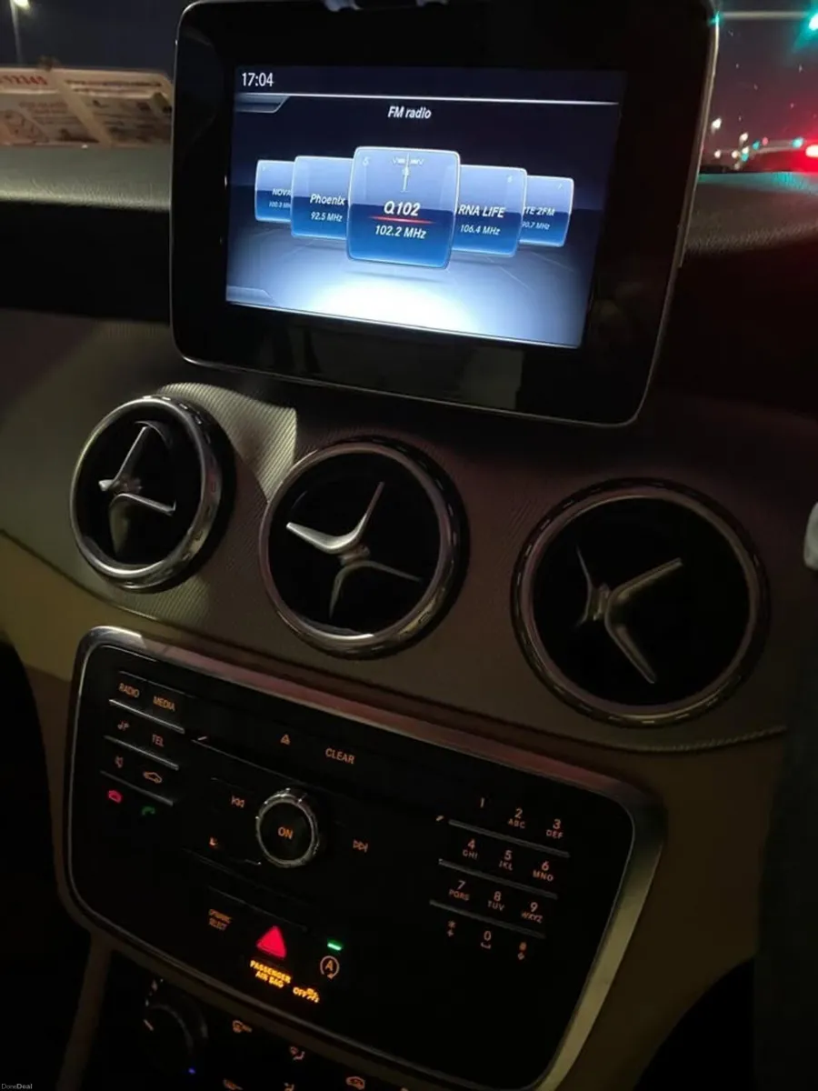 Mercedes-Benz GLA 2017 - Image 2