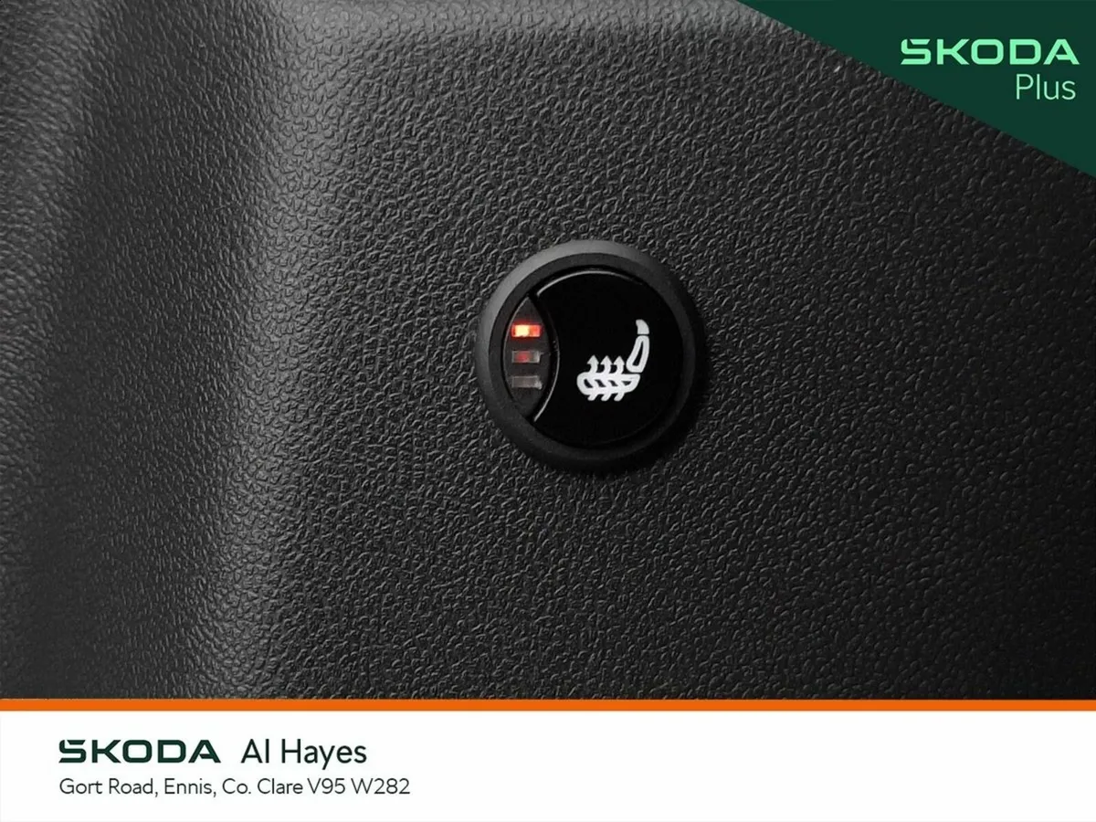 Skoda Karoq **HEATED SEATS**SEL 1.0 TSI 115BHP - Image 3