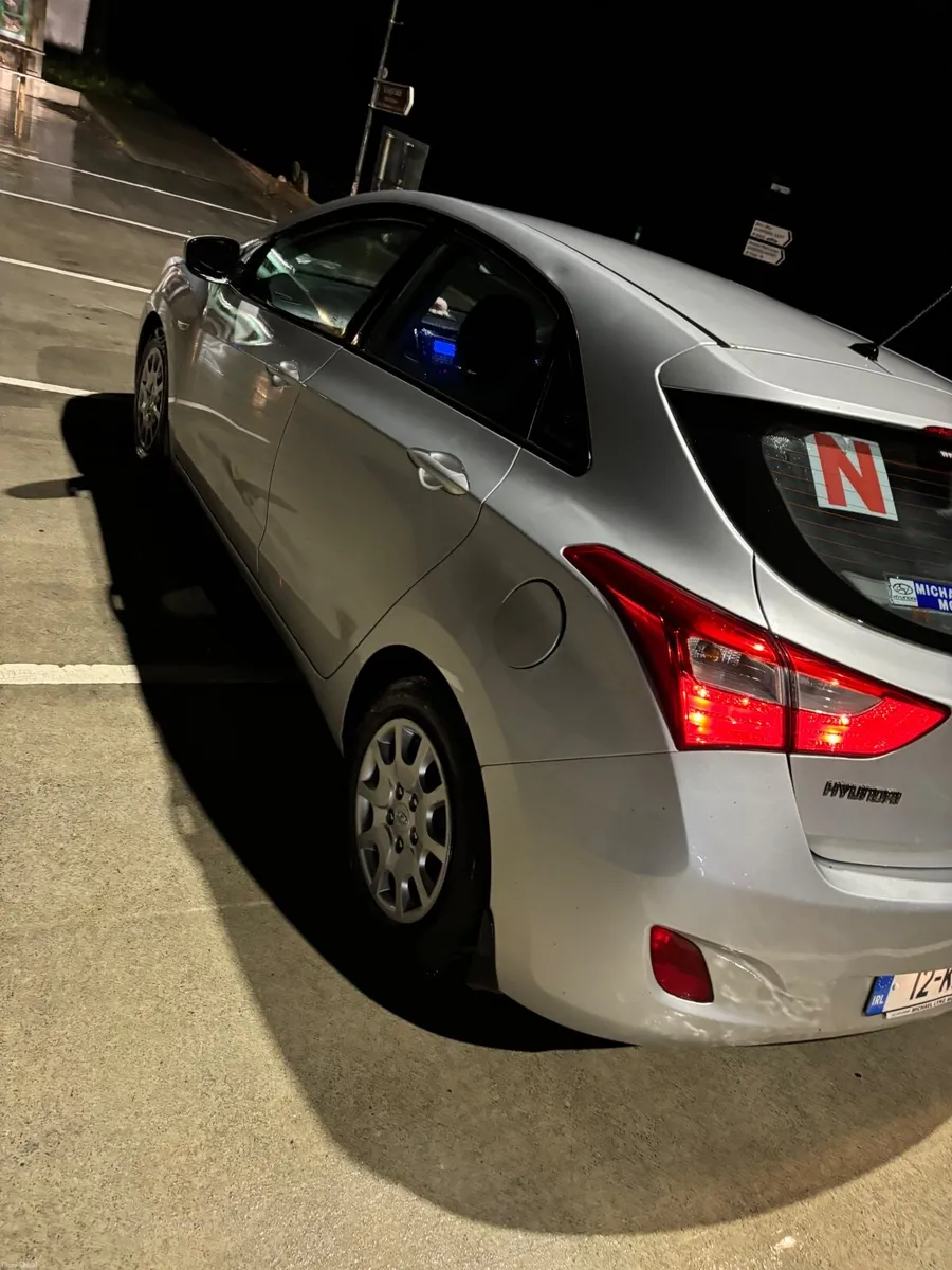 Hyundai i30 2012 - Image 2