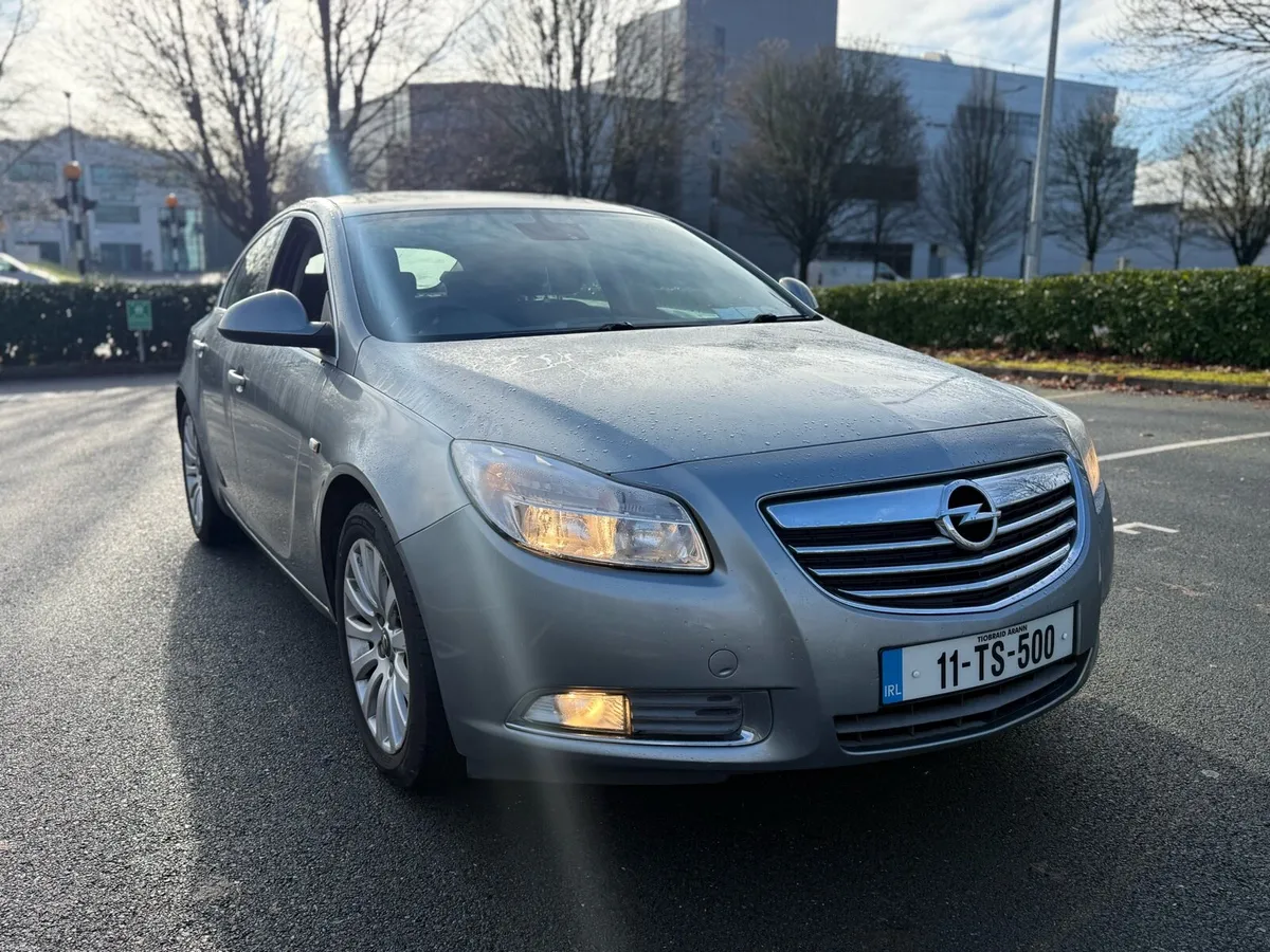 Opel insignia 2011 2.0Cdti Ncted & Taxed - Image 1