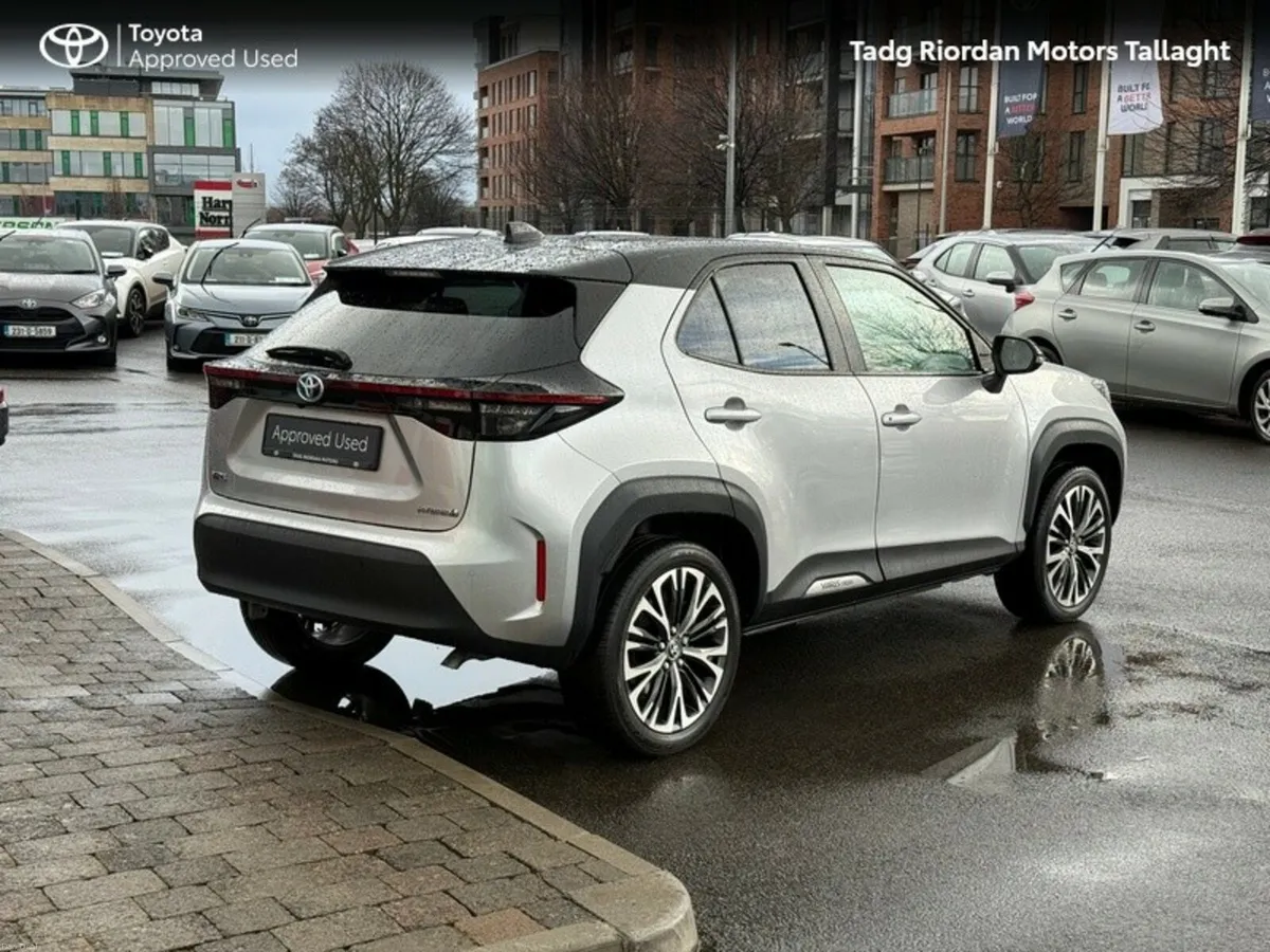 Toyota Yaris Cross SOL - Image 2