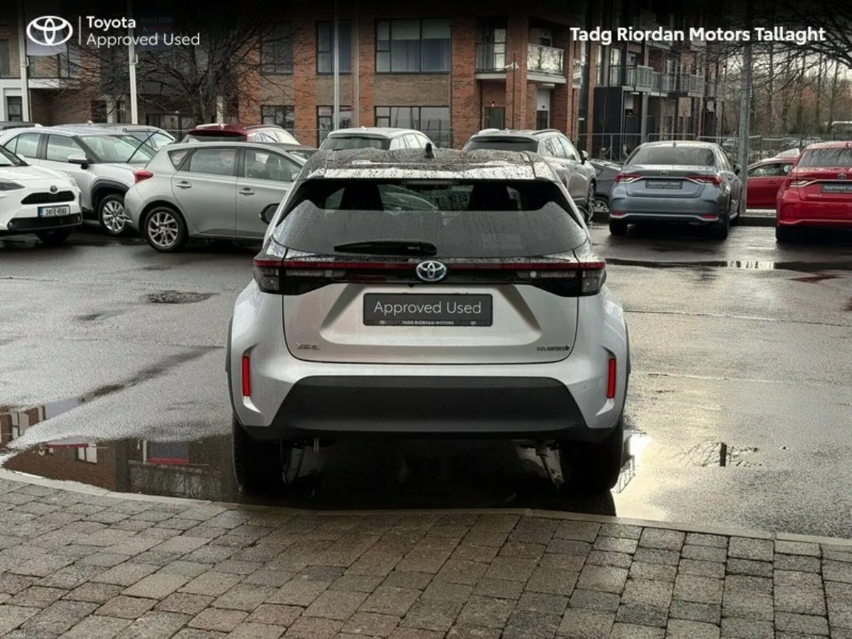 Toyota Yaris Cross SOL - Image 4