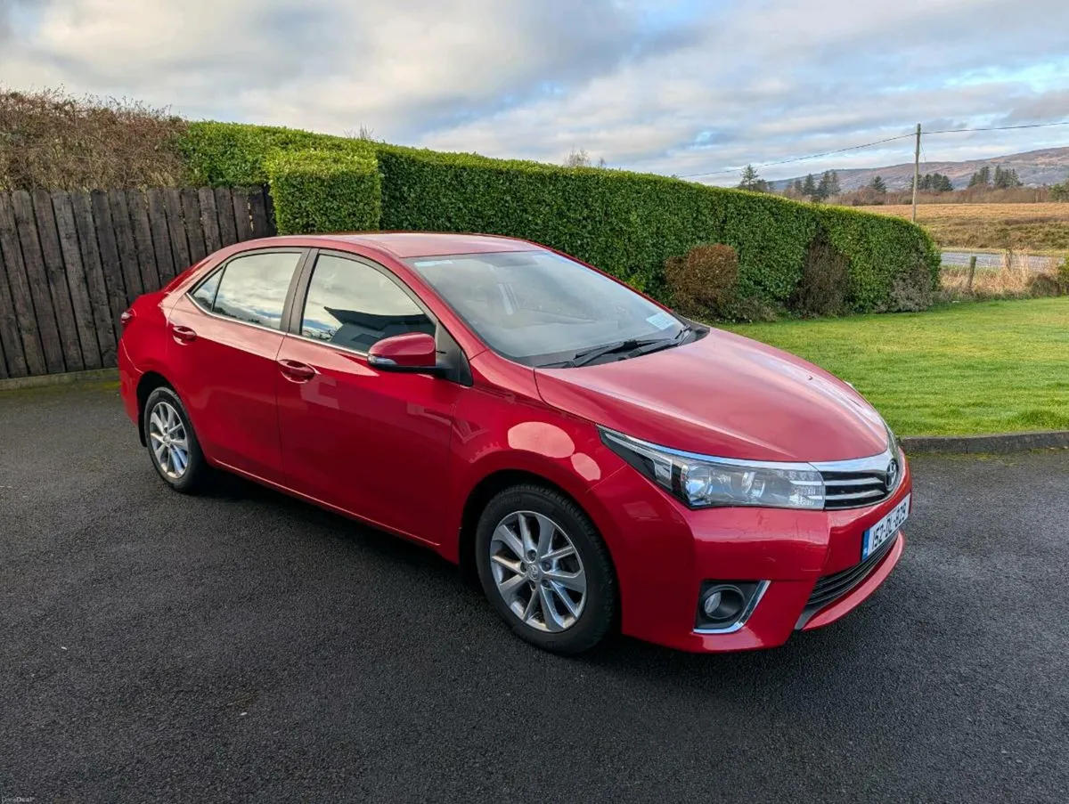 Toyota corolla - Image 2