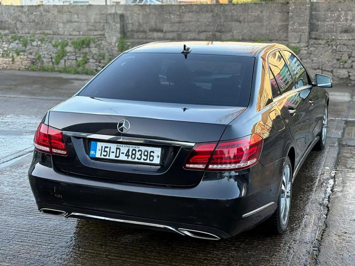151 Mercedes E220 Cdi automatic - Image 4