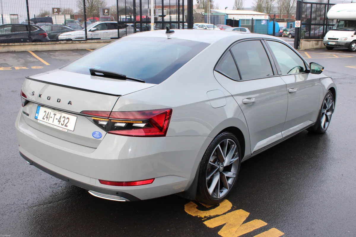 Skoda Superb 2024 - Image 5