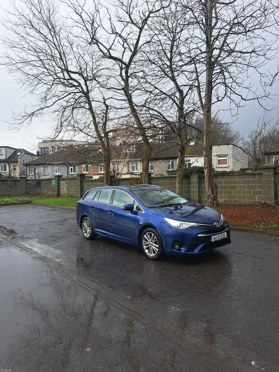 Toyota Avensis - Image 1