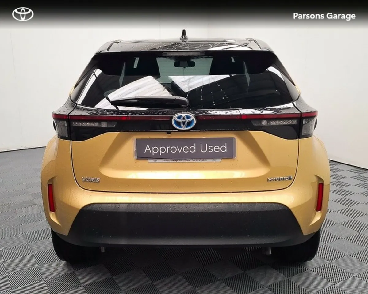 Toyota Yaris Cross CROSS LUNA SPORT 4DR AUTO - Image 4