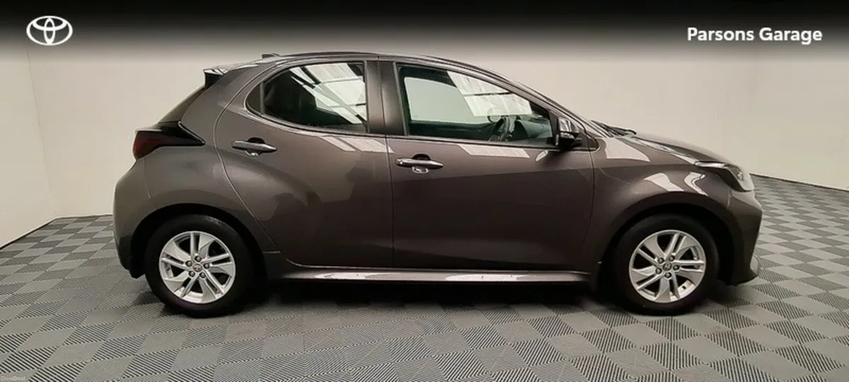 Toyota Yaris 1.5 LUNA 4DR - Image 3