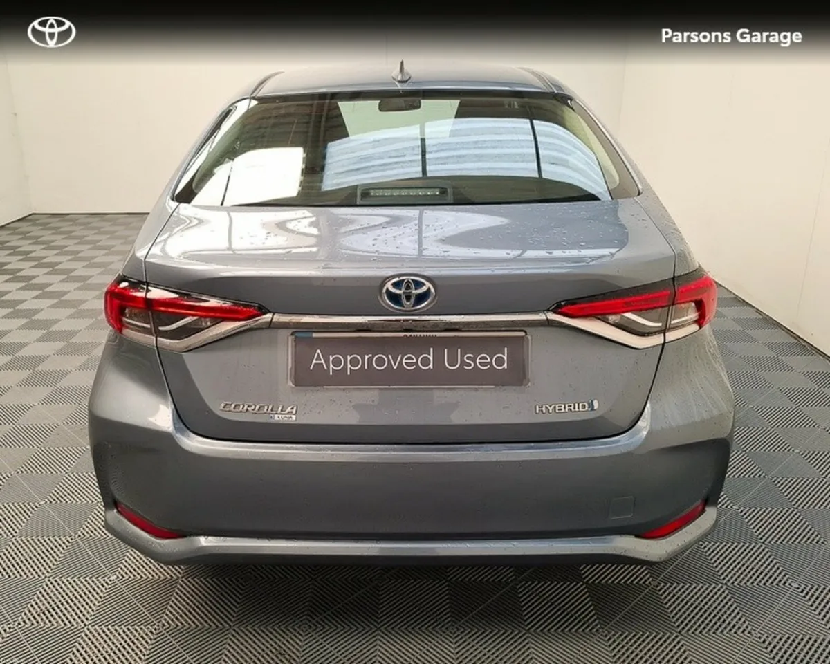 Toyota Corolla COROLLA HYBRID LUNA - Image 4