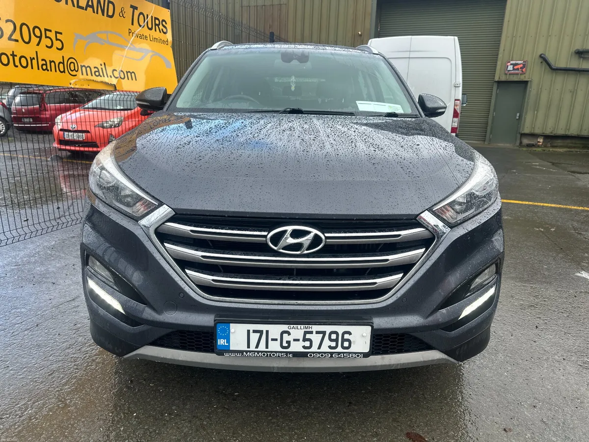 Hyundai Tucson 2017 Manual Diesel 2WD Fresh NCT - Image 2