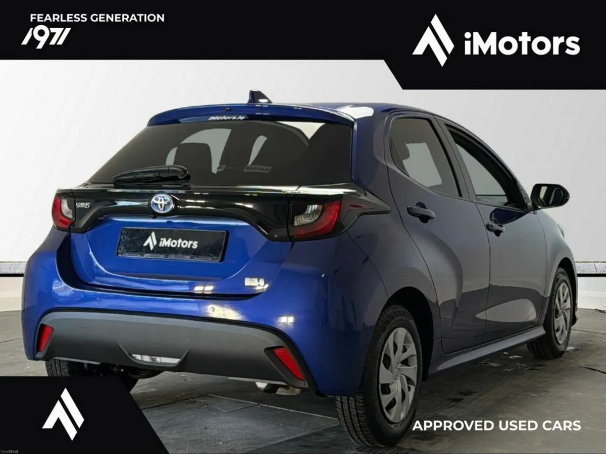 Toyota Yaris (212) HYBRID X AUTOMATIC - Image 3