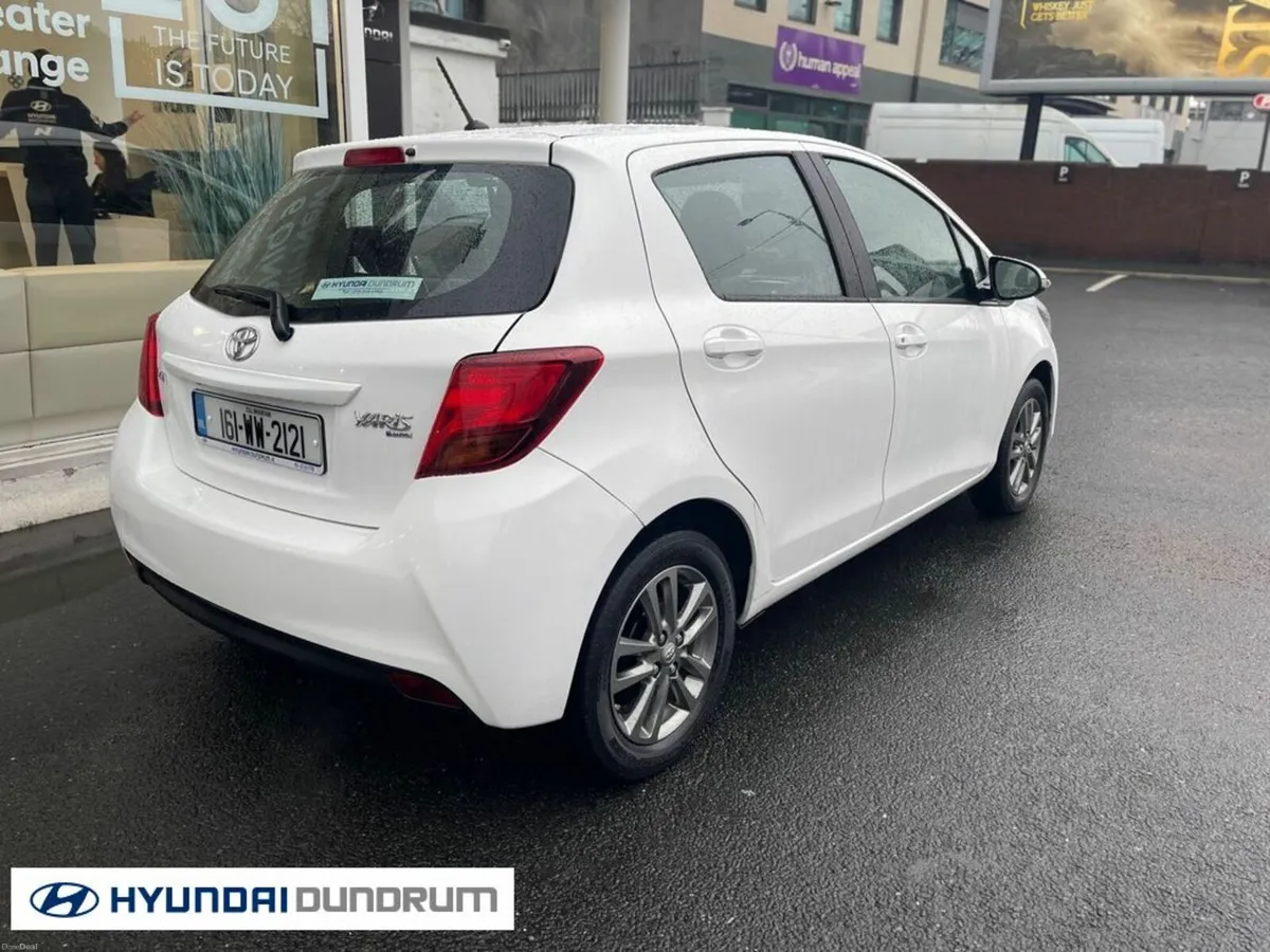 Toyota Yaris 1.0 Luna 4DR - Image 4