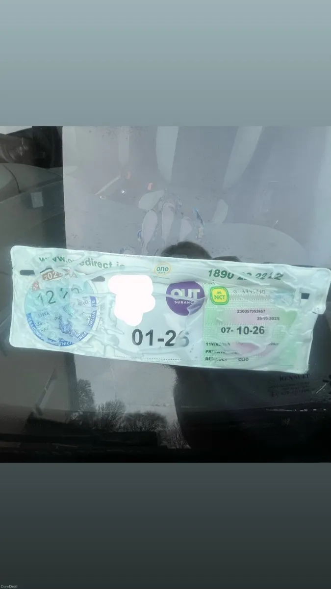 Excellent Condition- Renault Clio Car. - Image 3