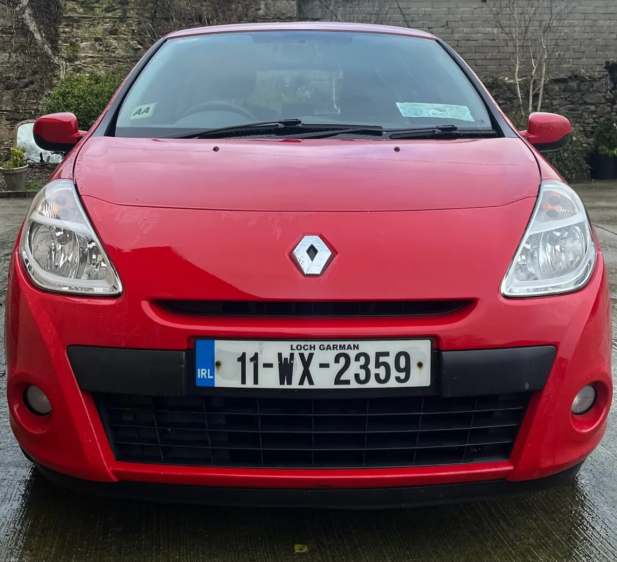 Excellent Condition- Renault Clio Car. - Image 1