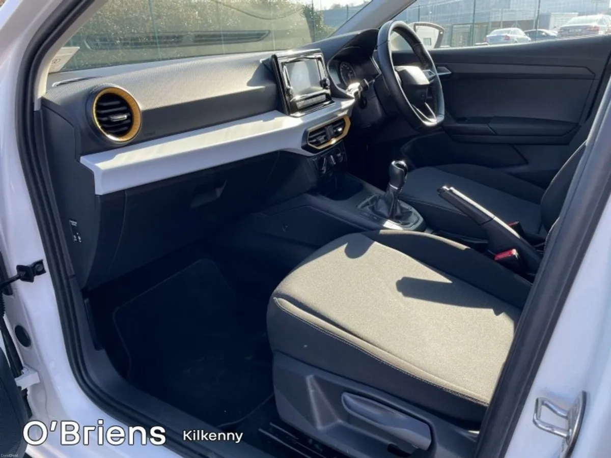 SEAT Ibiza 1.0TSI 95hp SE with Black Pack "Price I - Image 4