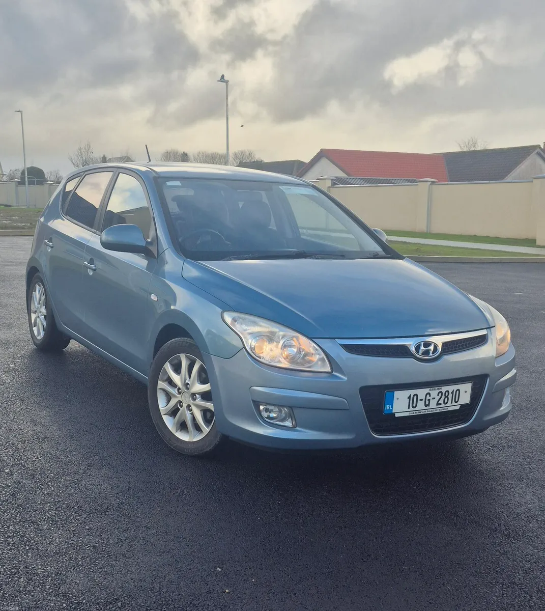 2010 hyunday i 30 Nct 06/2026 low tax - Image 1