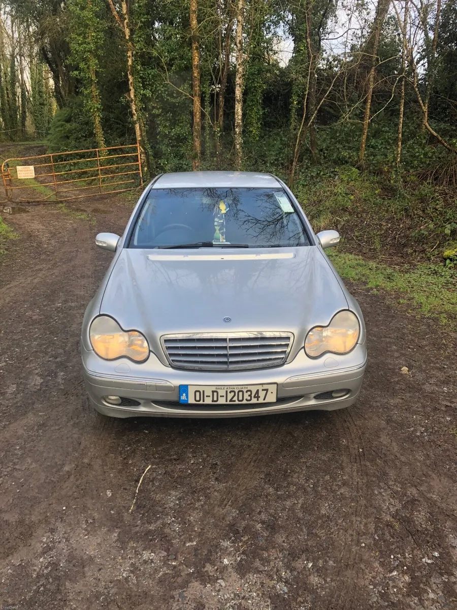 Mercedes-Benz C-Class 2001 - Image 1