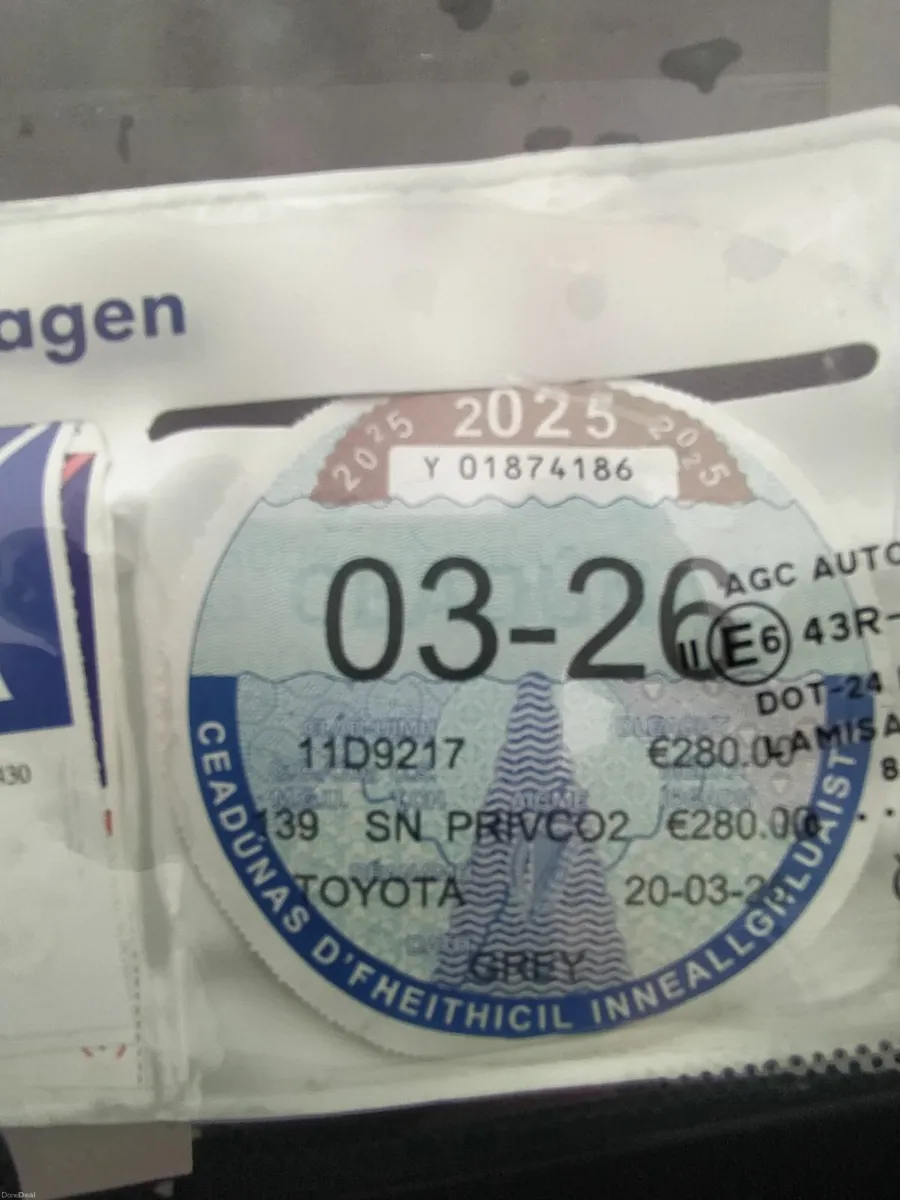 Toyota Avensis 2011 - Image 3