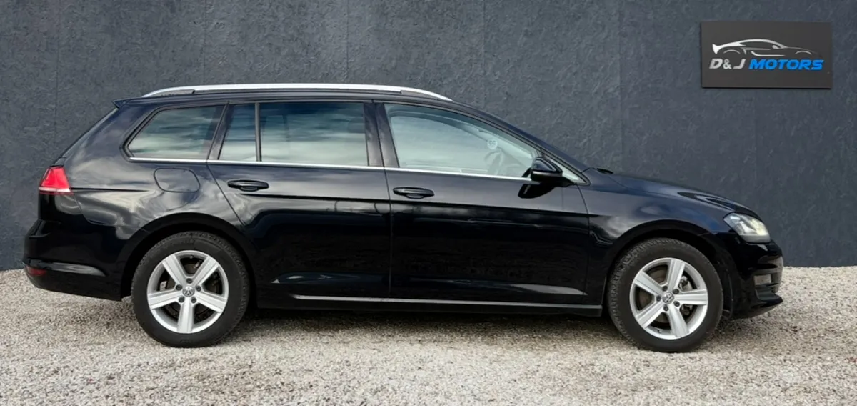Volkswagen Golf Estate 1.2 TSi Automatic - Image 3