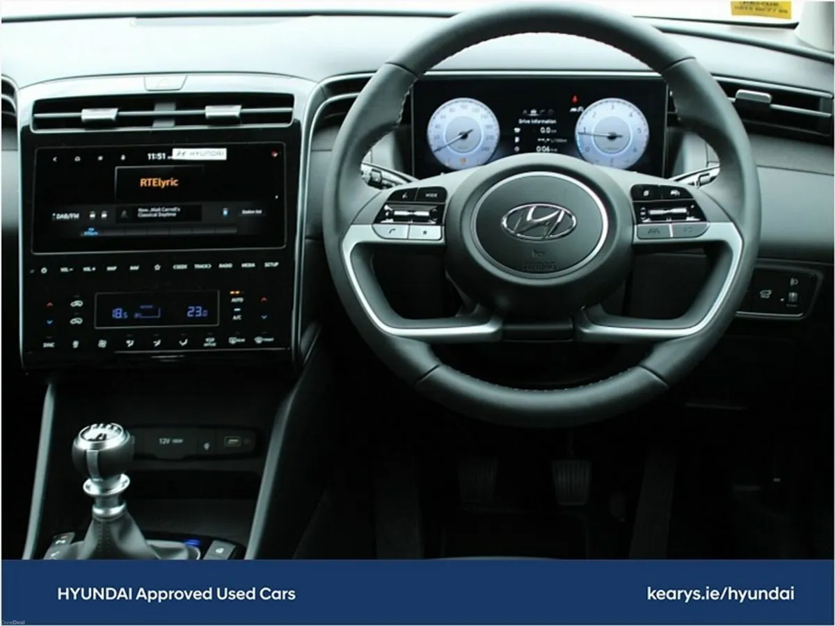 Hyundai Tucson 2WD Executive Plus - Image 4