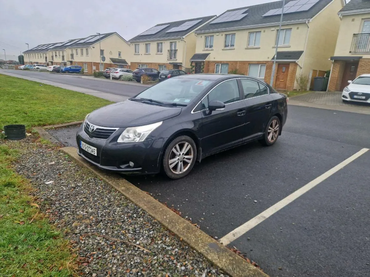 2010 Toyota avensis 2.0 diesel nct 06/26 tax 03/26 - Image 1
