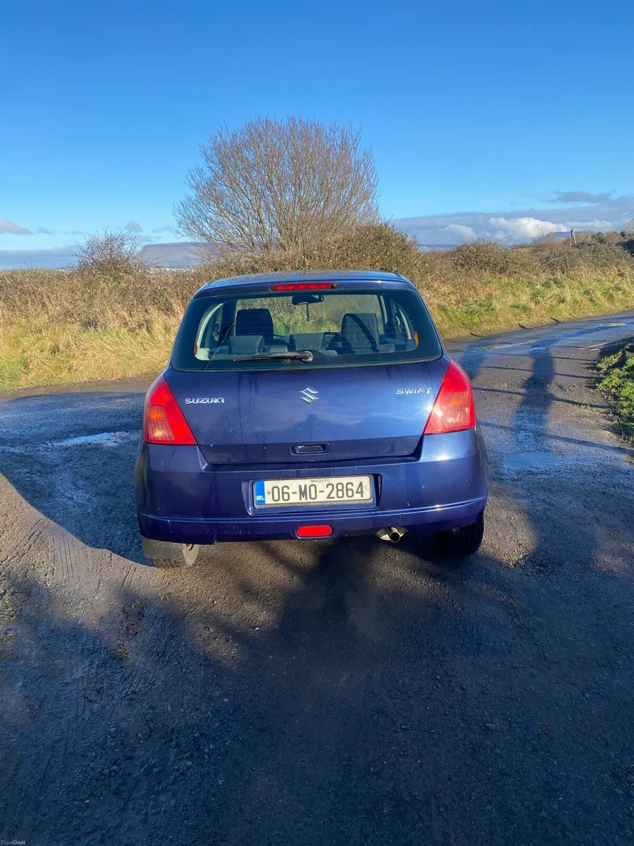 Suzuki Swift *NCT 3/27* *LOW KM* - Image 4