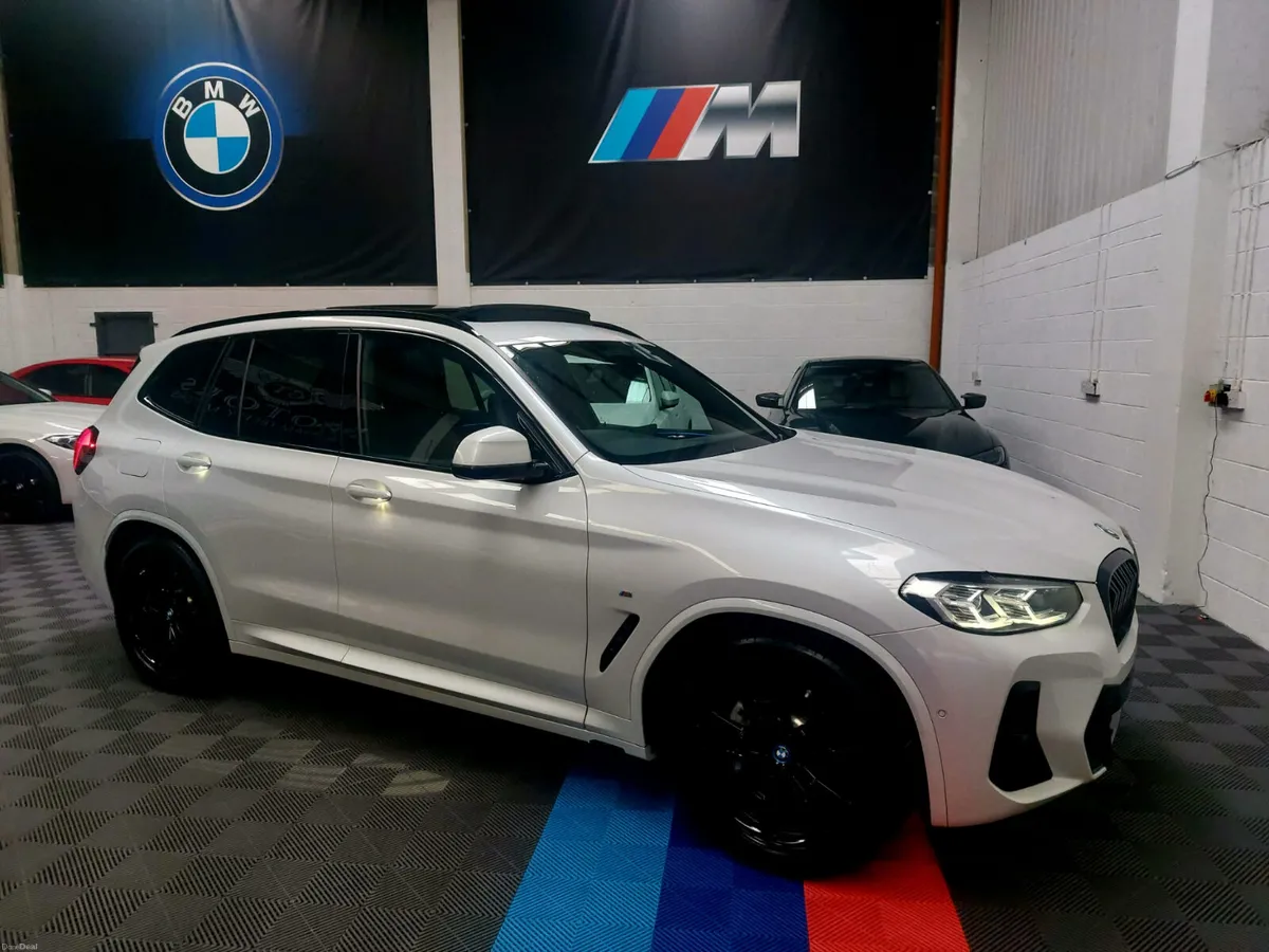 222 iX3 M SPORT ( NEW MODEL ) PANORAMIC  SUNROOF - - Image 4