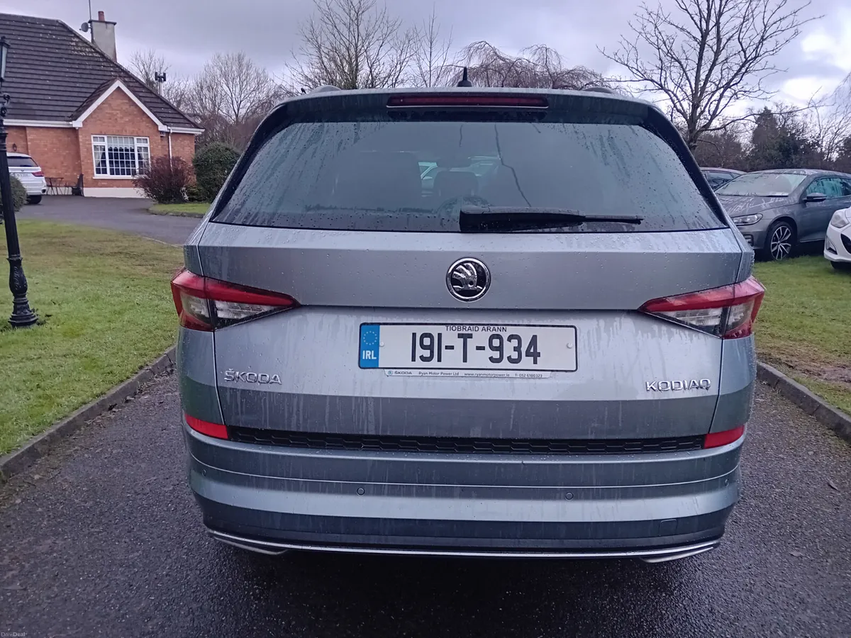 191 SKODA KODIAQ, 2.0 TDI 150 BHP SPORTLINE 7 SEAT - Image 4