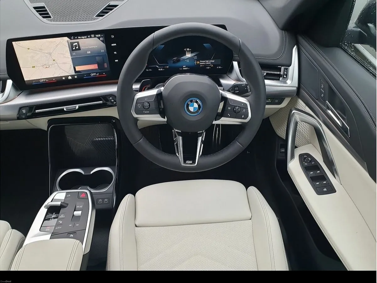 BMW iX1 ix1 eDrive 20 M Sport - Image 5